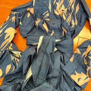 Women's Turn-Down Collar Long Sleeve Shirt Dress Tied Waisted.